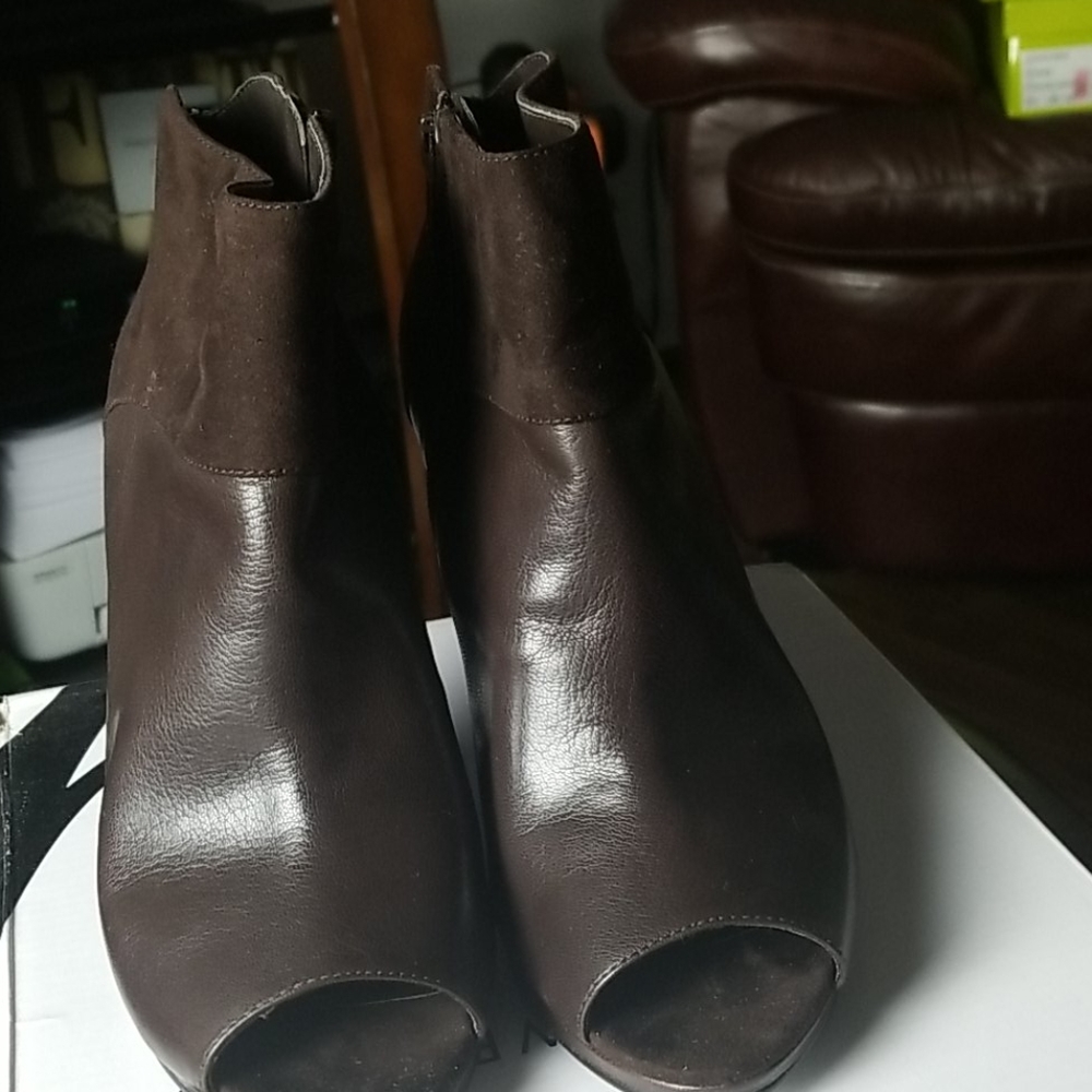Nine West Booties - Picture 2 of 4